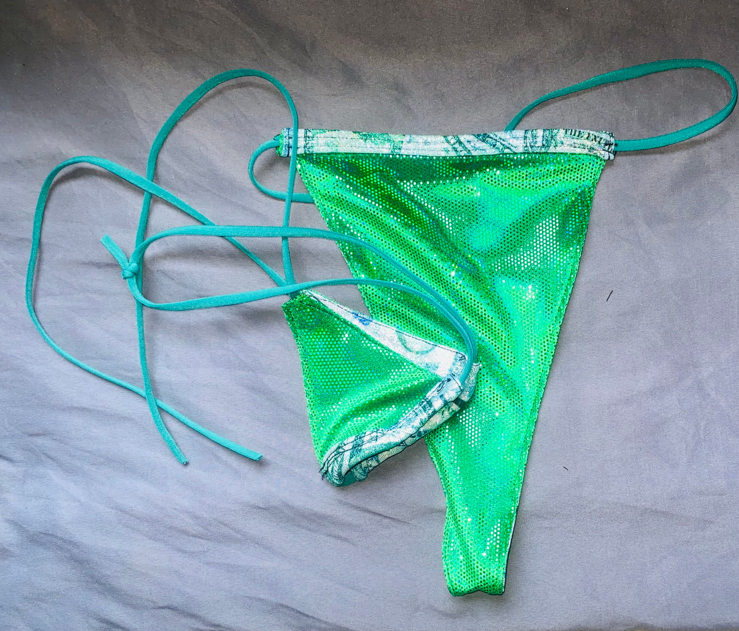 Big Bank Energy Reversible microkini