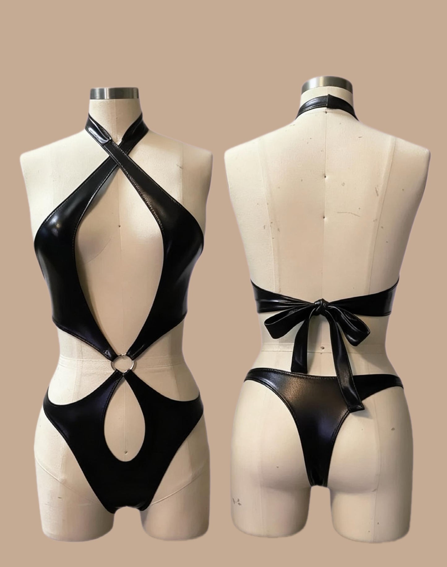 Vault Monokini – Hold Me Tight
